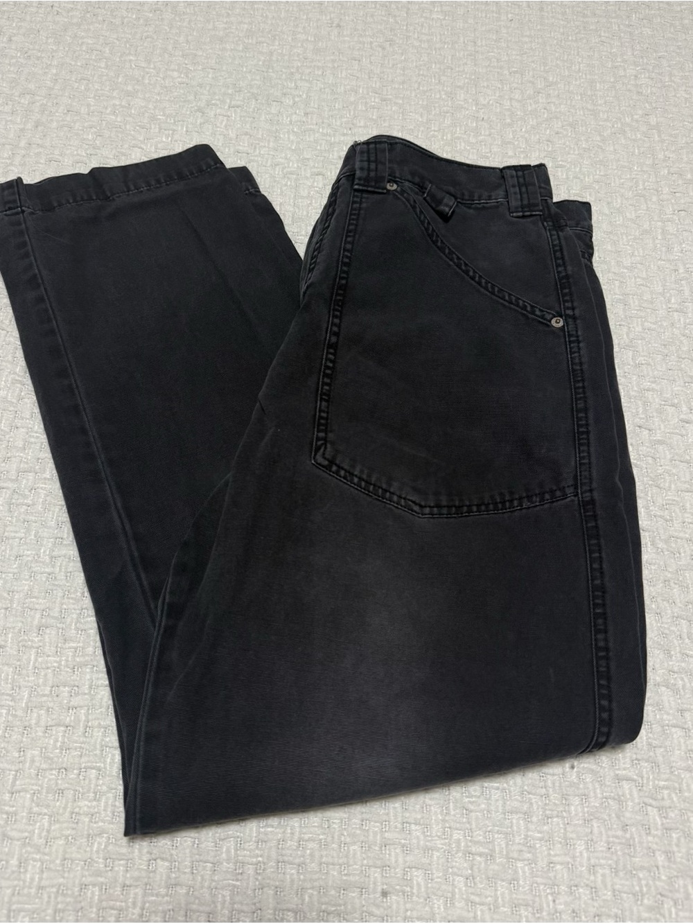 BDG black women’s jeans size 32
Great used condition